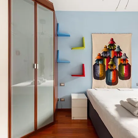 Апартаменты Zara Cozy With Balcony - 250m From M5 Istria Милан